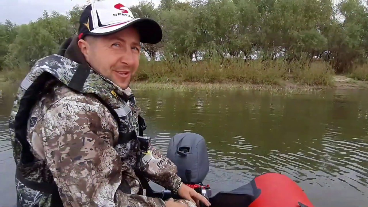 Микатсу (Mikatsu) 9.9. Первый запуск лодочного мотора на воде под ...