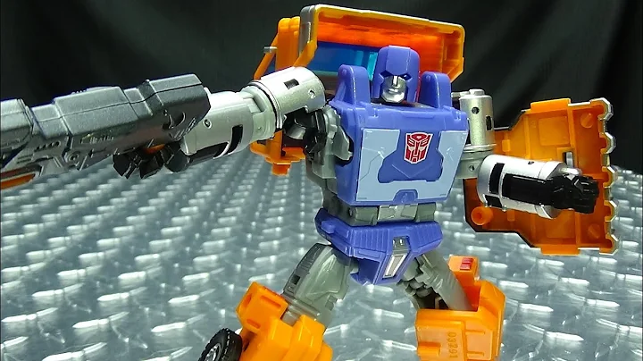 Kingdom Deluxe HUFFER: EmGo's Transformers Reviews N' Stuff