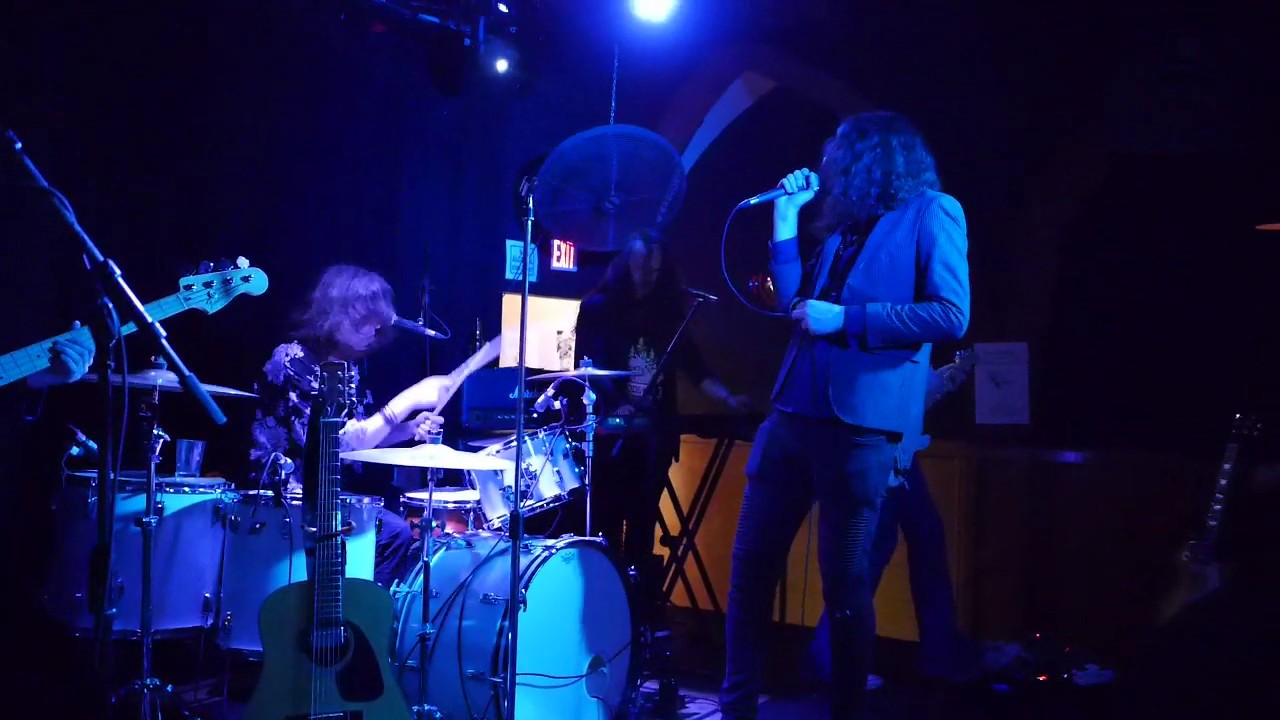 Chase The Bear @ The Astoria 5/18/19 5 More Minutes - 5 More Minutes