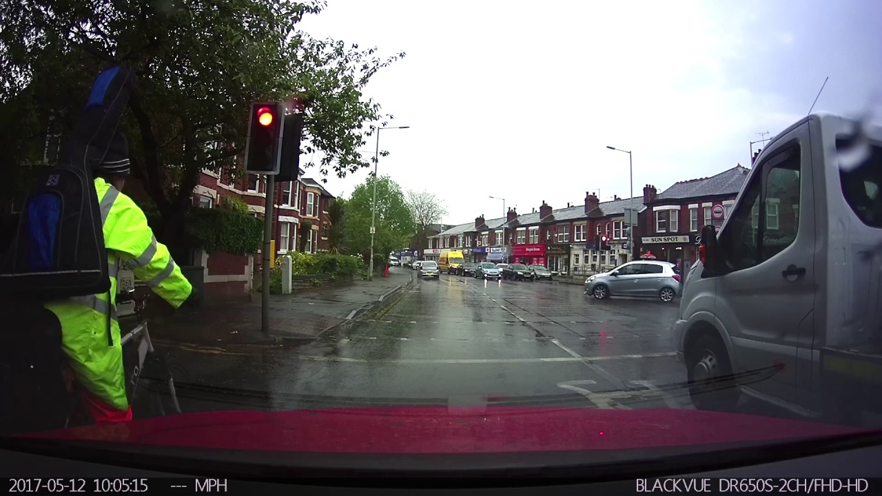 Expect the Unexpected - observations at traffic lights