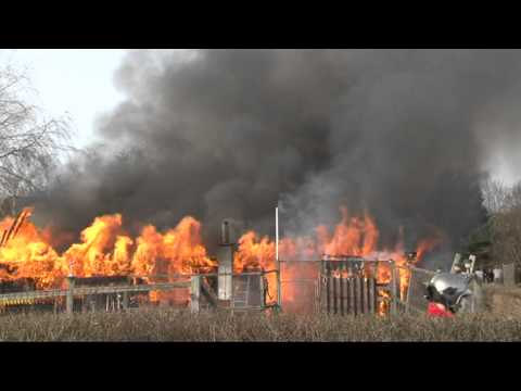 Brand i havehus. merianvej i vejle. youtube