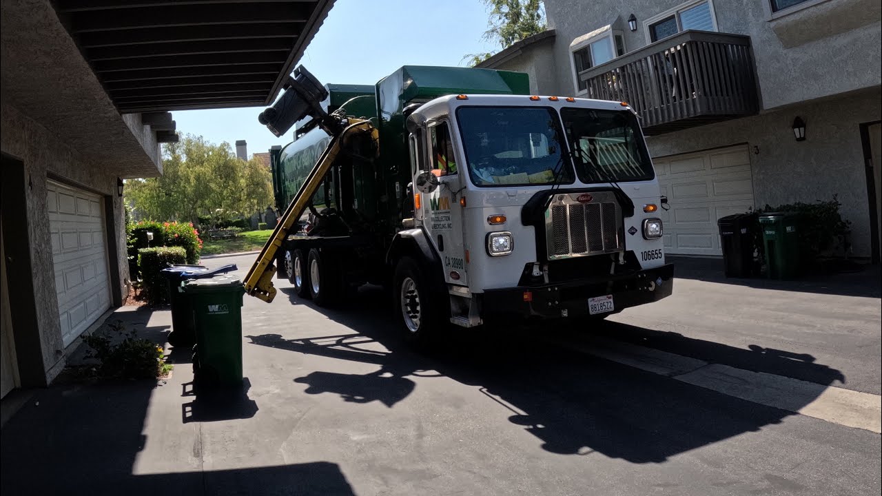 WM's Peterbilt 520 Amrep Elliptical N2  (106655)