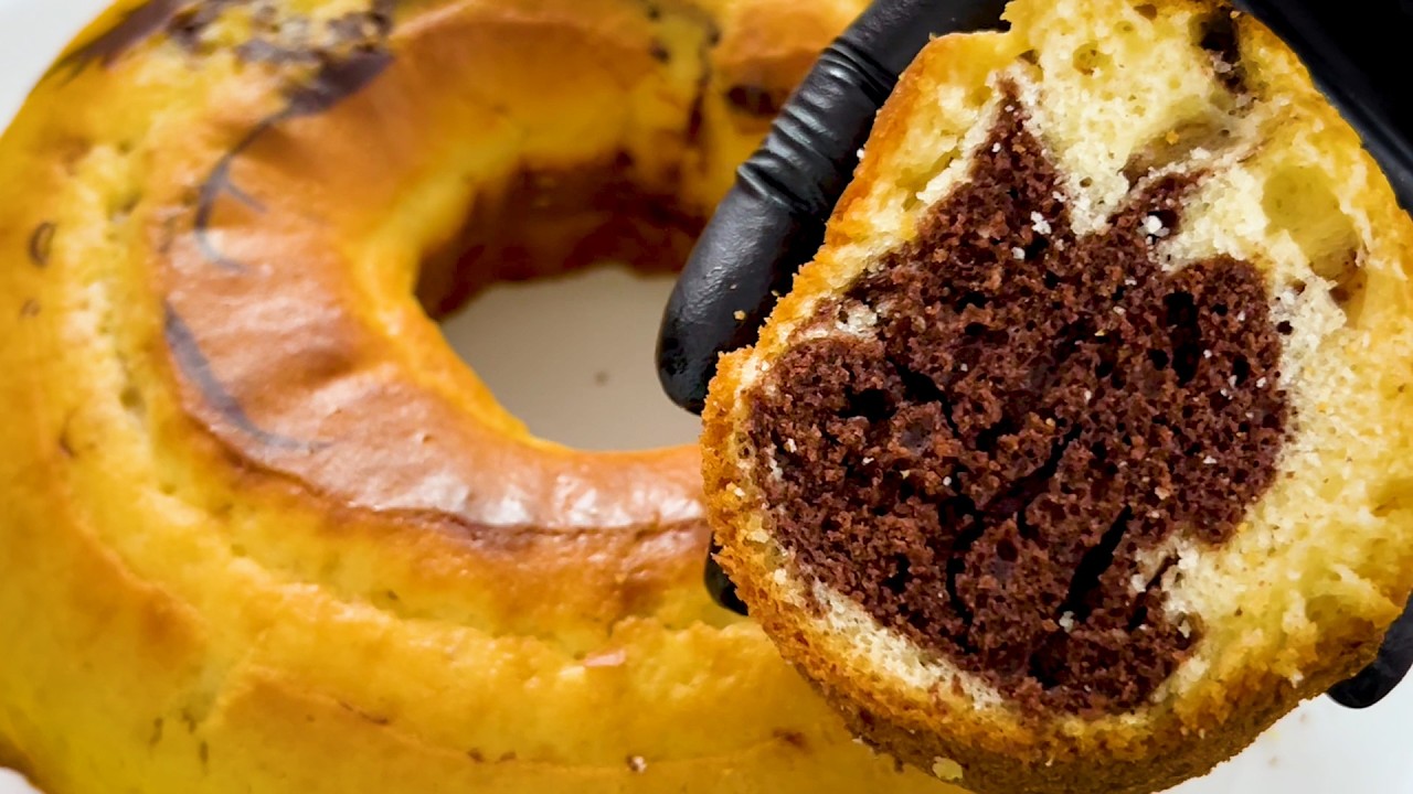 طرزتهیه 5 دقیقه ای کیک خوشمزه| کیک دورنگ وانیلی و کاکائویی