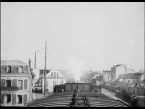 1898年：列車荷台からの光景(フランス/パリ)、1m15sPanorama prise d'en train en marche, 1898, （France, Paris）1m15s