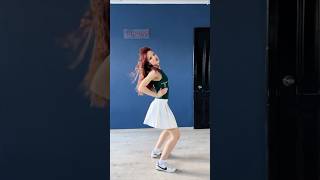 - Talk to you 💋 #ttyl #loossemble #coverdance #kpop #dance