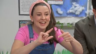 Ms. Rachel spends morning with Mayor Mamdani singing to young NYC students