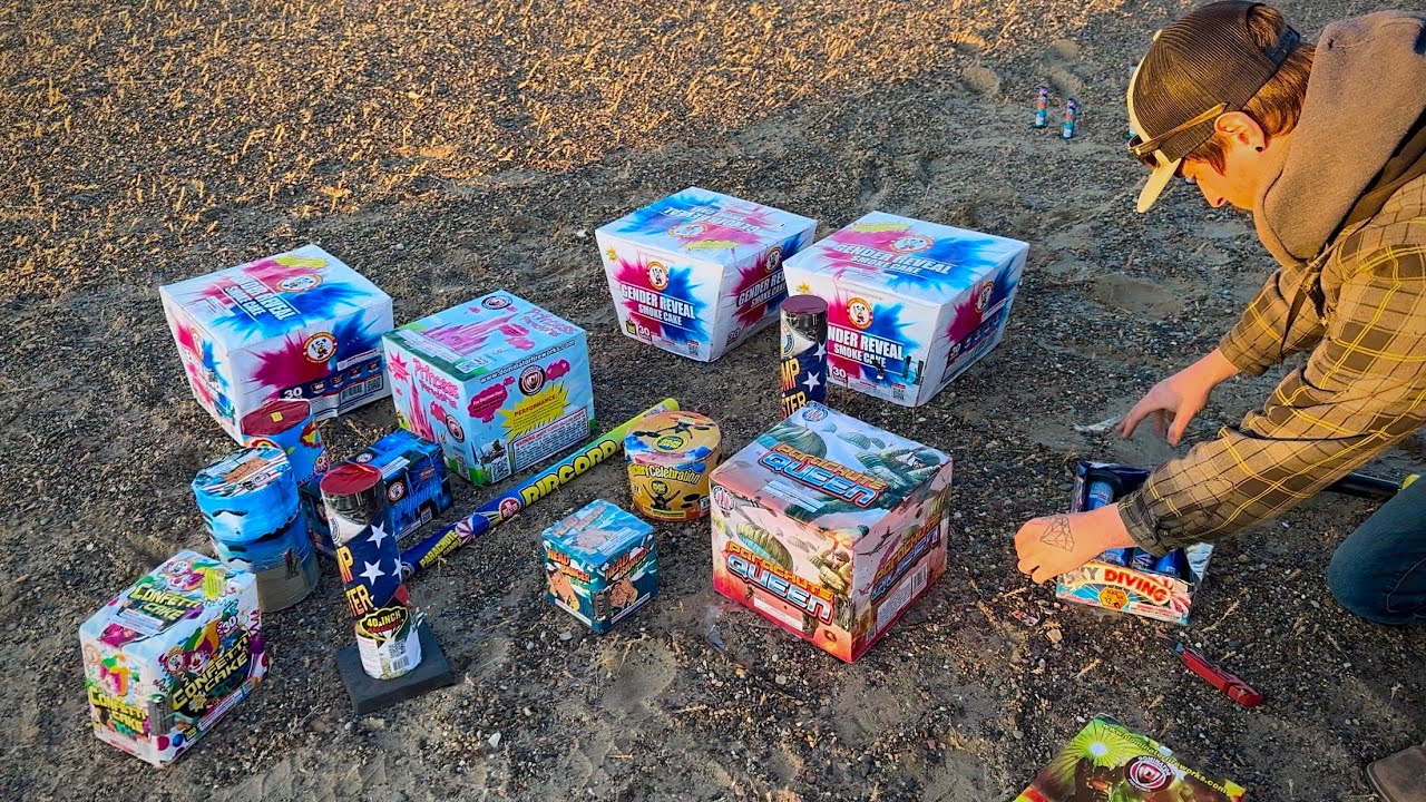 Trying Daytime Firework Classics! (Tubes, Cakes, Roman Candles)