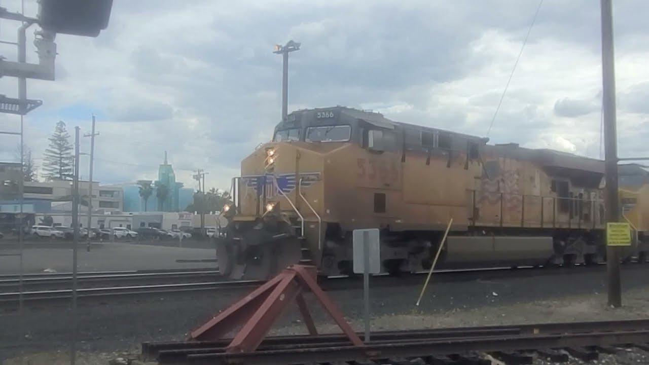 Union Pacific 5366 leads a manifest with CN 5614 in Roseville, CA