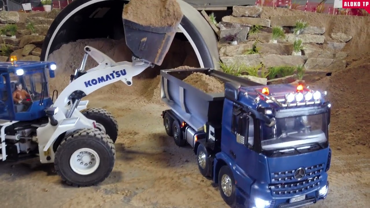 Massive RC Construction Event – Dozens of Realistic Machines at Work!