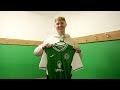 Lucky Fan Joins Hibs Team Photo, Thanks To Bevvy!