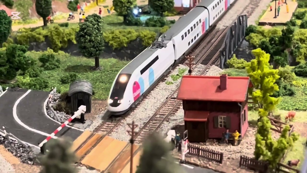 XVIII Exhibición Módulos AAENM - TGV OUIGO España