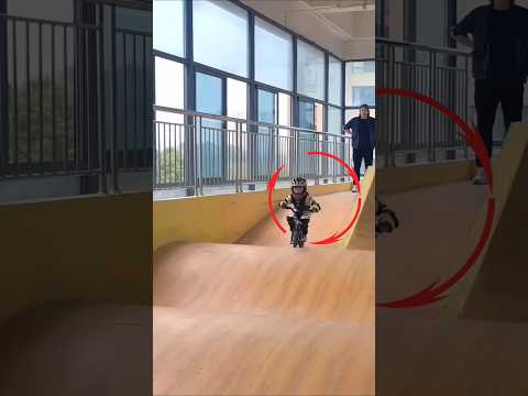 Chinese children play fun games in school. #shortsvideo