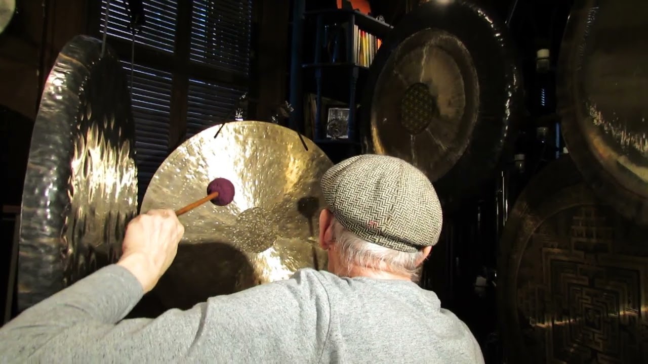 Hrdayam (Heart Cave): Gong Music For Meditation, by Brian Burke