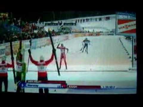 Norway win WC relay race - P. Northug's amazing fi...