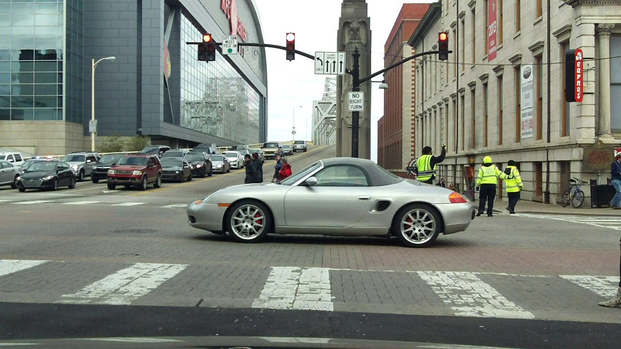 driving tour louisville ky