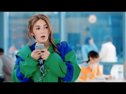 ام لطفلين بتصغر ١٢ سنة وبترجع للجامعة من تاني وبتقع في حب الدكتور بتاعها عايشة الدور