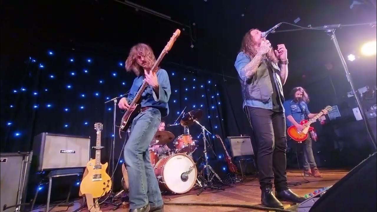 The Commoners- 'Devil Teasin' Me' - Bourne Music Club Sittingbourne The Commoners- 'Devil Teasin' Me' - Bourne Music Club Sittingbourne