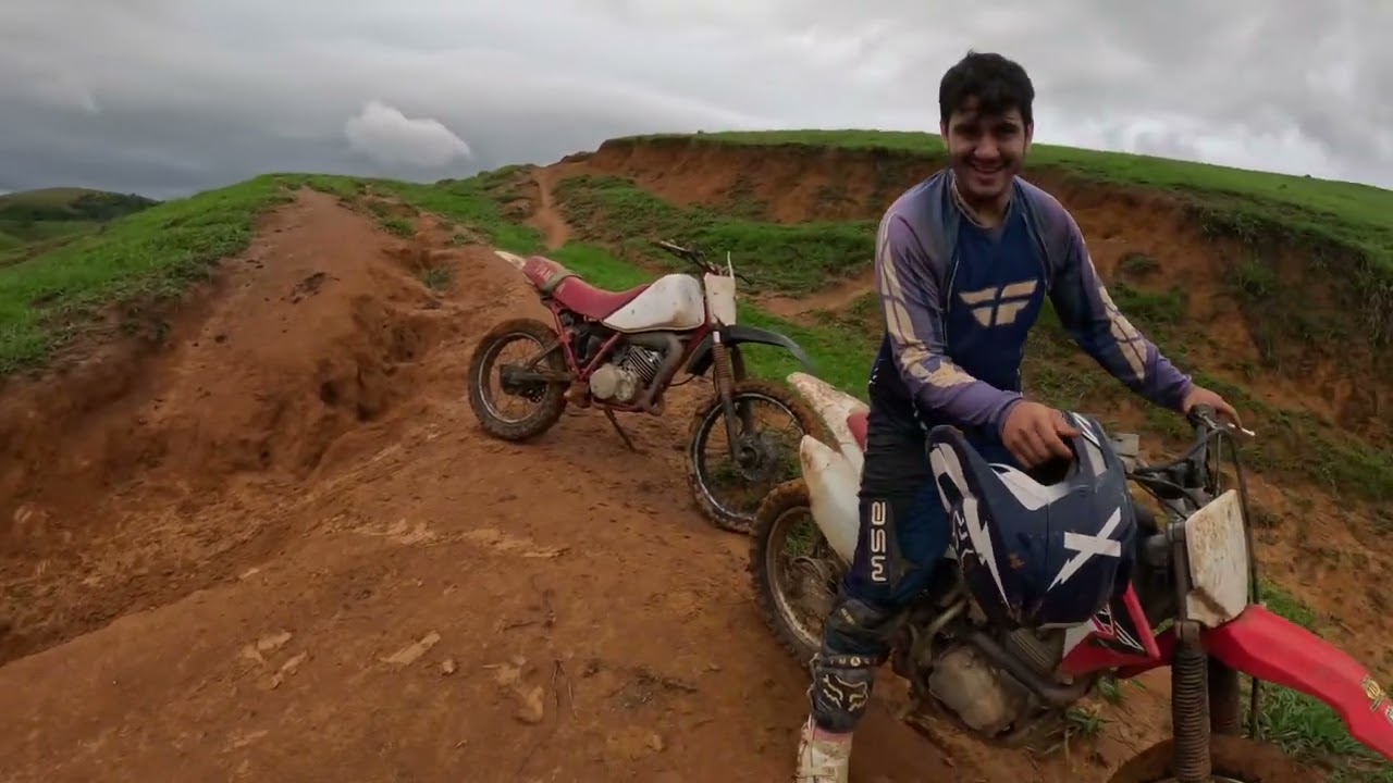 Rolê de titan 160 no mato