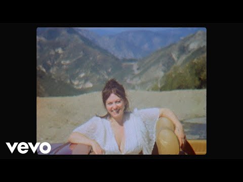 Смотреть клип Angel Olsen - Forever Means