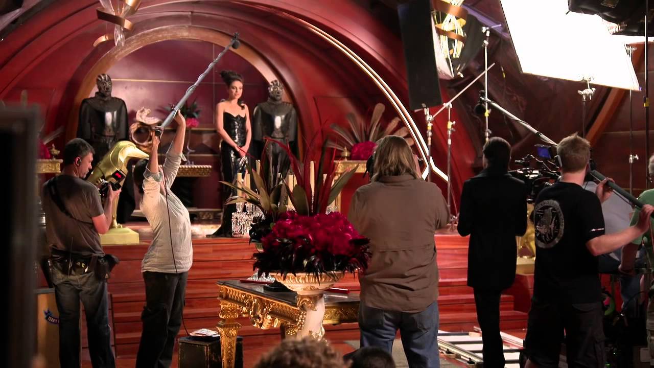 Jupiter Ascending 2015 Behind The Scenes   