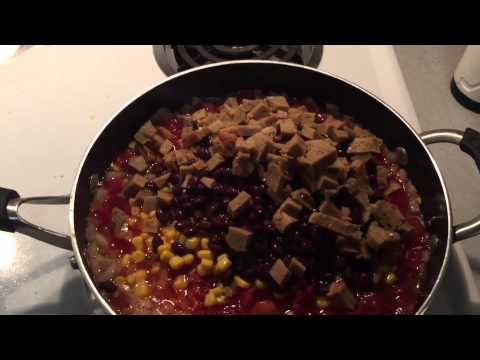 vegan-meal-"one-skillet-mexican-quinoa"