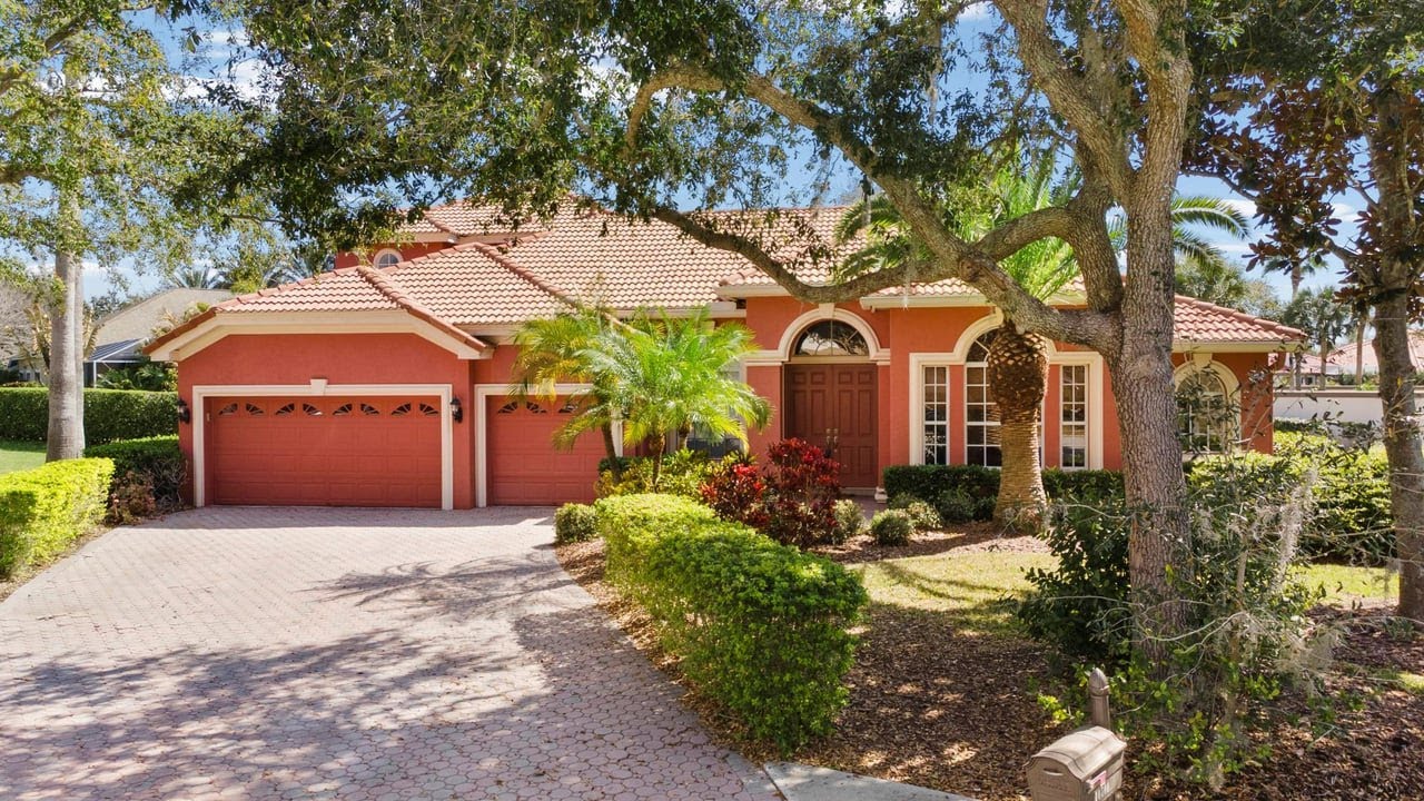 10700 Garda Dr, Trinity, FL