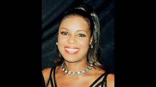 Miniatura de vídeo de "Lay Your Troubles Down - Angela Winbush Featuring Ronnie Isley - 1989"