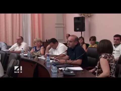 კამათით, რეპლიკებით, განცხადებებითა და ბრალდებებით -  ბათუმის 2014 წლის საკრებულომ მუშაობა დაასრულა.