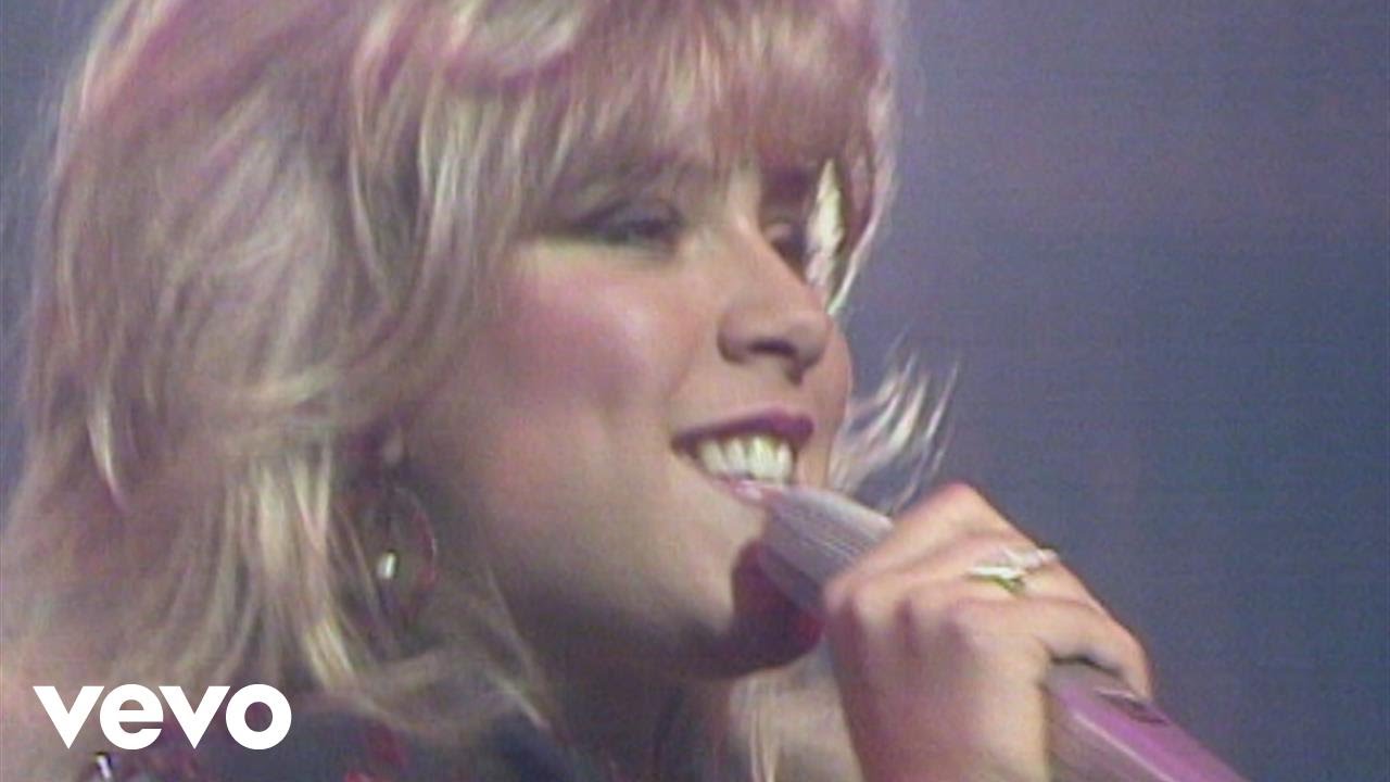 Samantha Fox - Nothing's Gonna Stop Me Now (The Roxy 1987) - YouTube