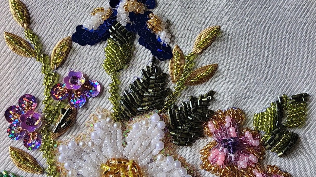 Bordado con pedreria (Flores paso a paso) Tutorial /parte1 #bordadoamano #moda #pedreria