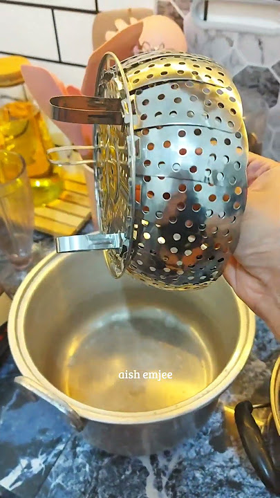 old school pan can steam thanks to this #kitchentips #homeliving