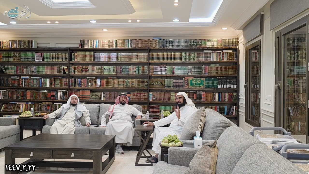 زيارة اد. محمد آل صافي و د. عبد الله آل عفيص (قرية الأجاعدة) لمكتبة خالد بن عمر الففيه ١٤٤٧.٢.٢٢ هـ