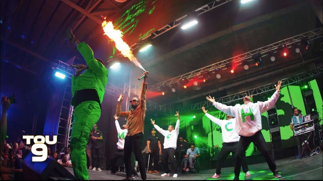 Big Mech Live Performance 💚 #ElRancho - YouTube