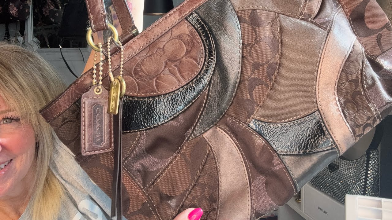 ~Please Accept My Apology Before You Purchase~PURSE SALE FRIDAY! www.pursetrippin.com