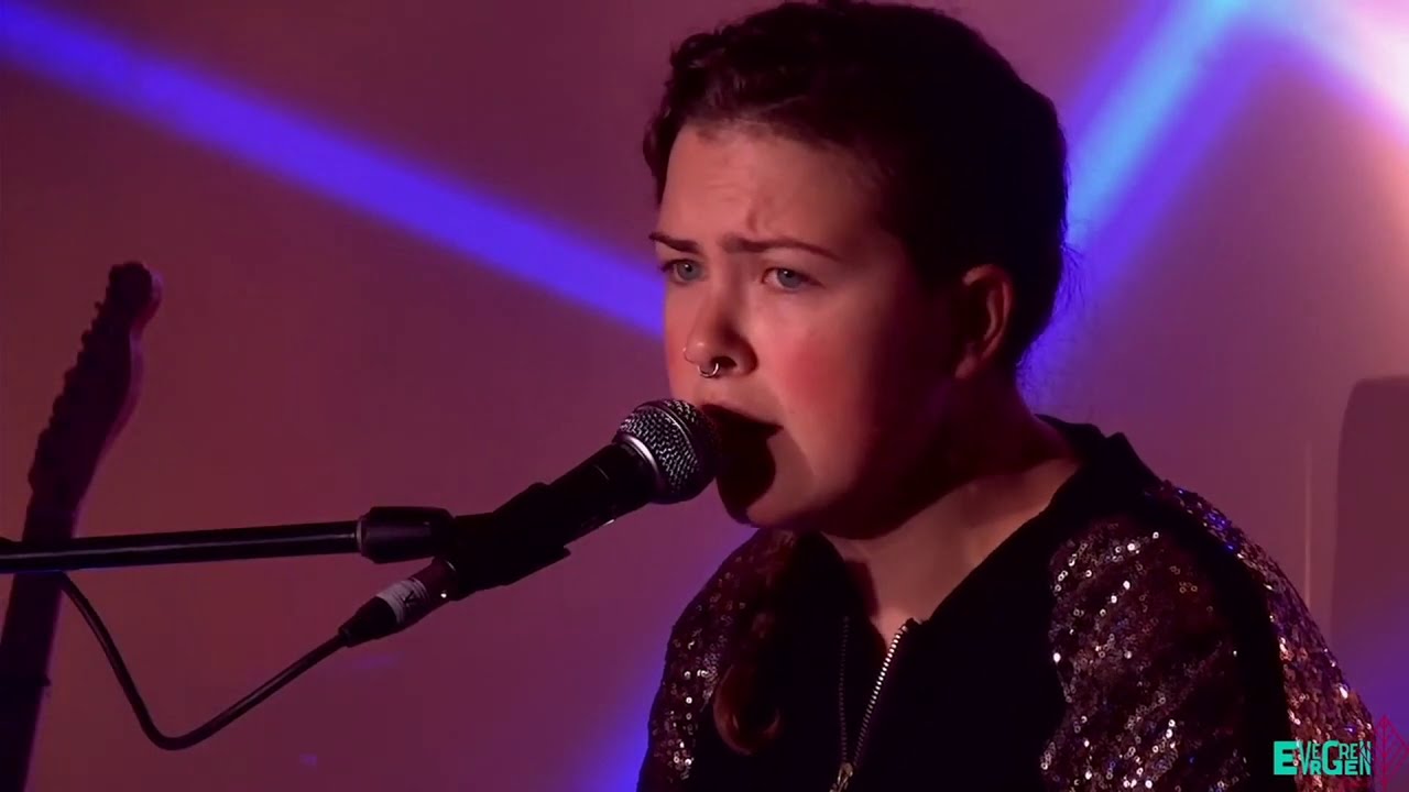 Tonton Hillsburn - Fadeout (Rosanna Solo) di YouTube Tonton Hillsburn - Fadeout (Rosanna Solo) di YouTube