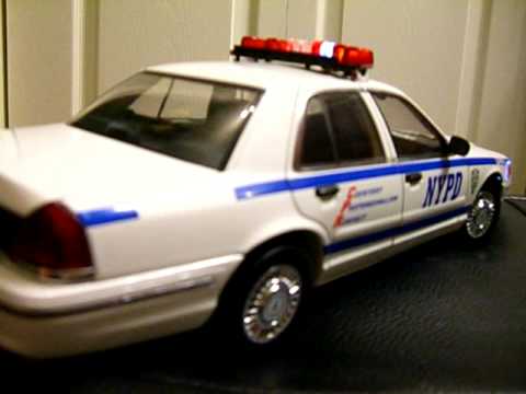 Police Led Lights >> 1/18 Scale AutoArt NYPD Police Crown Victoria with Flashing LED Lights and Lightbar - YouTube Police Led Lights >> 1/18 Scale AutoArt NYPD Police Crown Victoria with Flashing LED Lights and Lightbar - YouTube