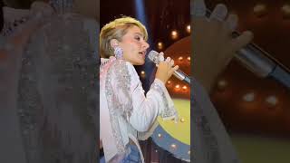 Sıla Gençoğlu Arz Resimi