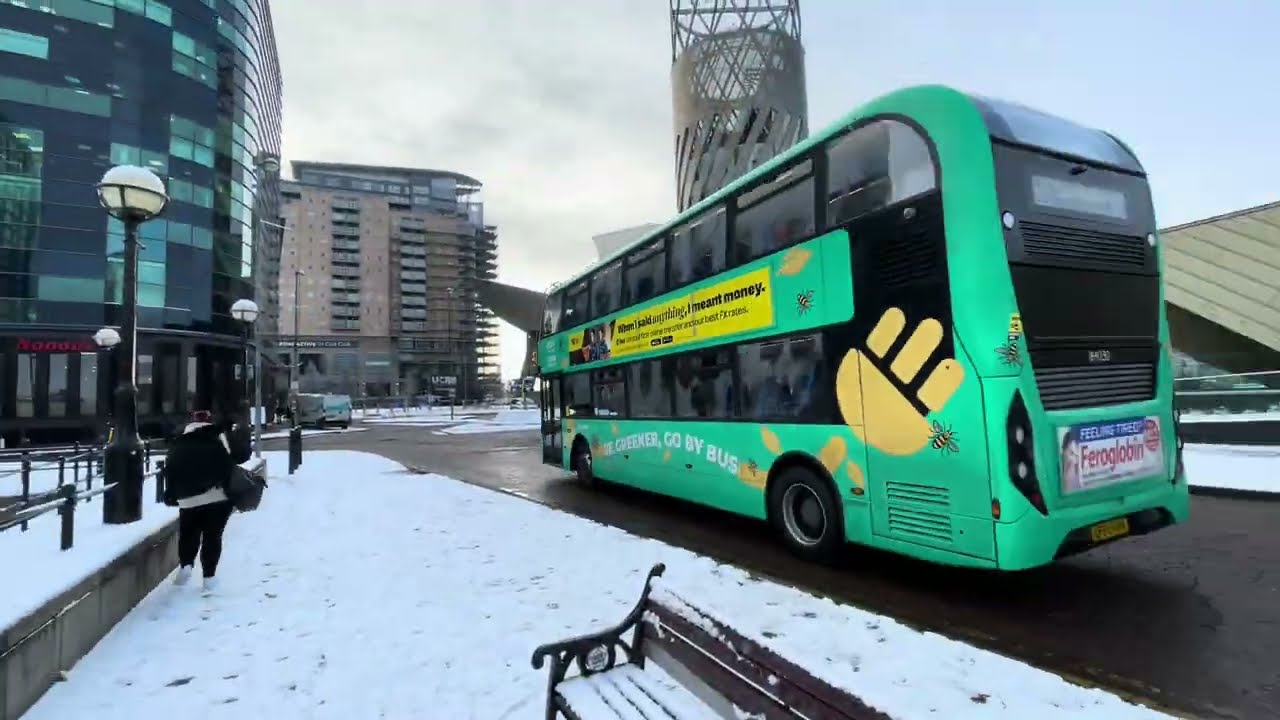 *[❄️❄️❄️]* Stagecoach Manchester BYD Enviro400EV City⚡ 84030 (LF69 UYX) on the 50