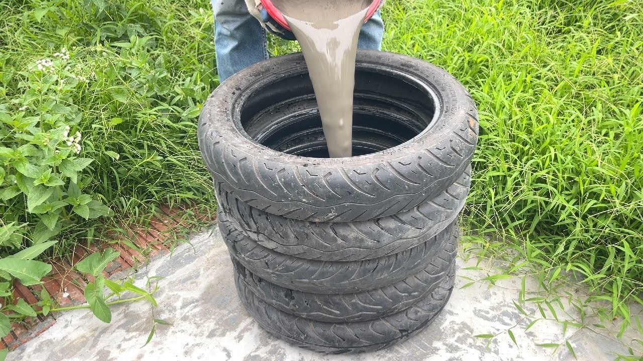 Top creative ideas from iron mesh, old tires, cement and ceramic tiles. Coffee table, and flower pot