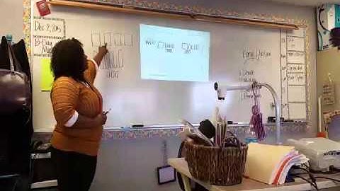 Using base ten blocks to explain traditional division algorithm