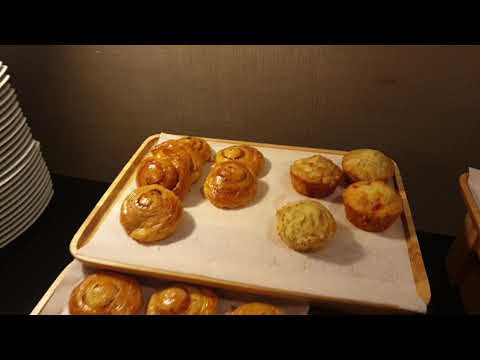 Make Your Own PANCAKES! at Mandarin Hotel Bangkok Buffet Breakfast