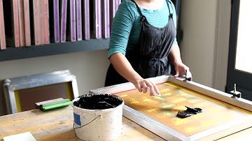 SKT Screen Printing with underglaze, featuring Sofia Castagna
