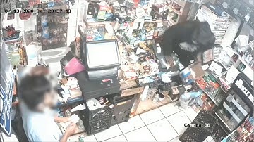 BSO deputies search for 2 thieves involved in armed robbery