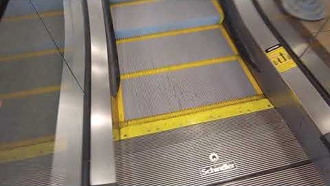 How to ride a escalator PART 2