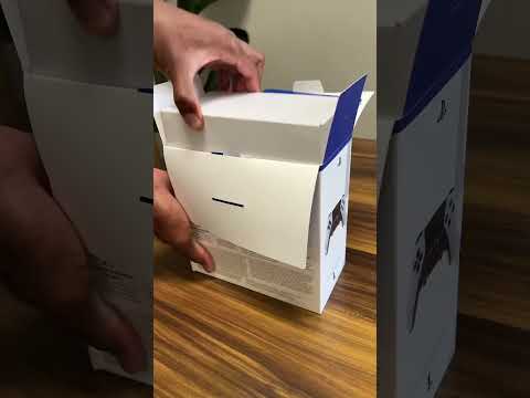 Unboxing the dualsense