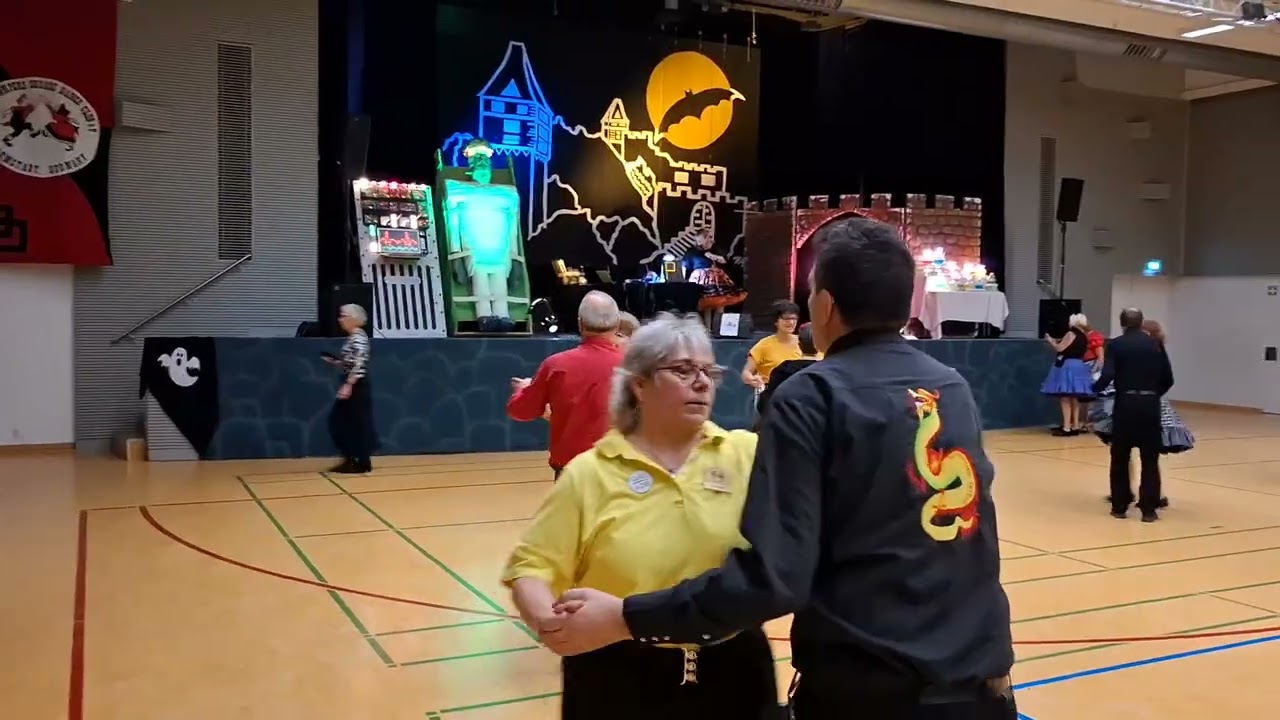 2025 FCD "CHIHUAHUA - DJ BoBo" Round Bolero cued by Susan Streup