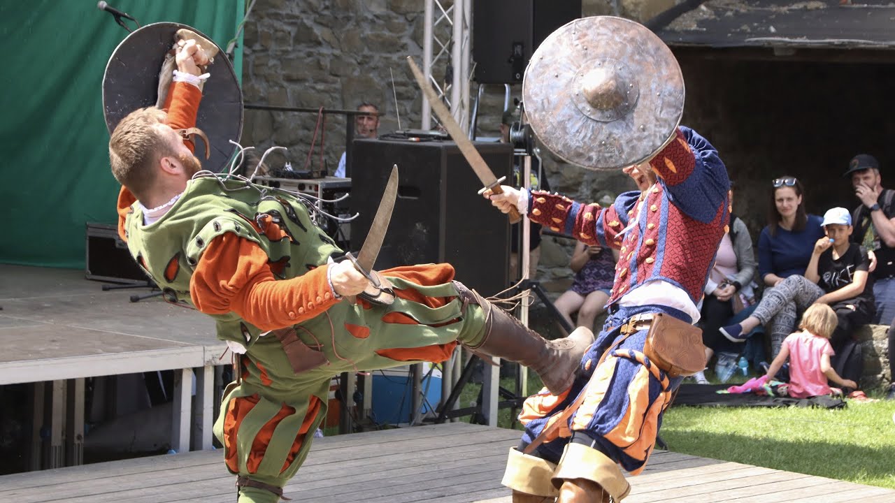 Helfštýn 2022 - ADOREA - Šermíři Olomouc