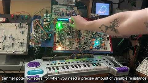 hexagen2612 pt 2: the X-4046 triple waveform VCO