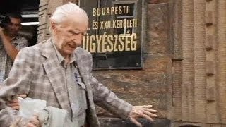 Hungary criticised after Nazi war crimes suspect Csatary dies before his trial