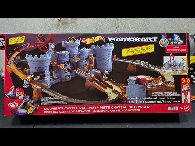 NEW!* HOT WHEELS MARIO KART BOWSERS CASTLE RACEWAY TRACK SET
